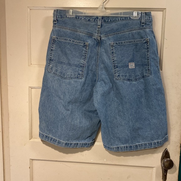 Levi Strauss Denim Shorts. Plus Size W34 Husky - Picture 2 of 5